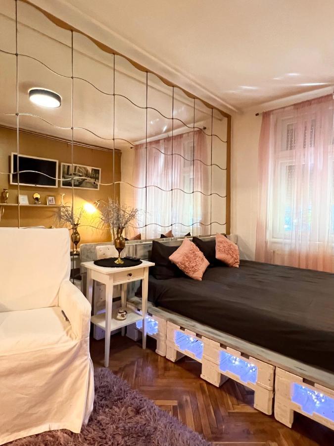 Studio Mosilor Apartment Bukares Bagian luar foto